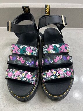 Dr. Martens Blaire platform Sandals